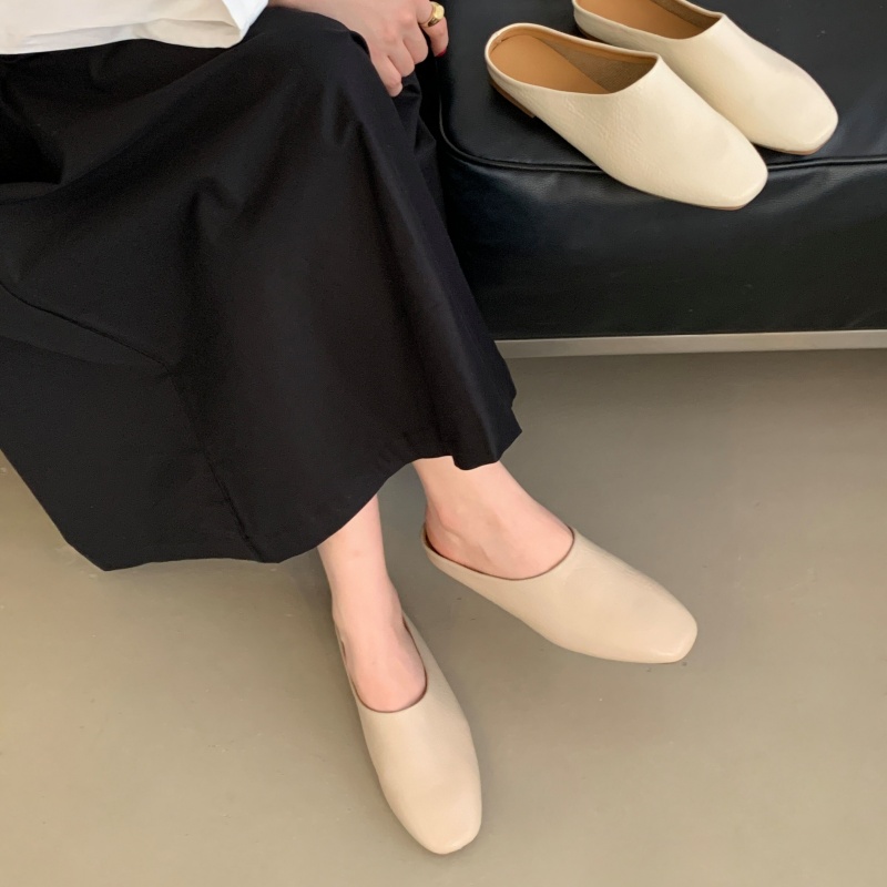 Baotou Mule Slippers Women Summer 2026 Spring Autumn New One-Step Soft Sole Comfort Casual Shoes