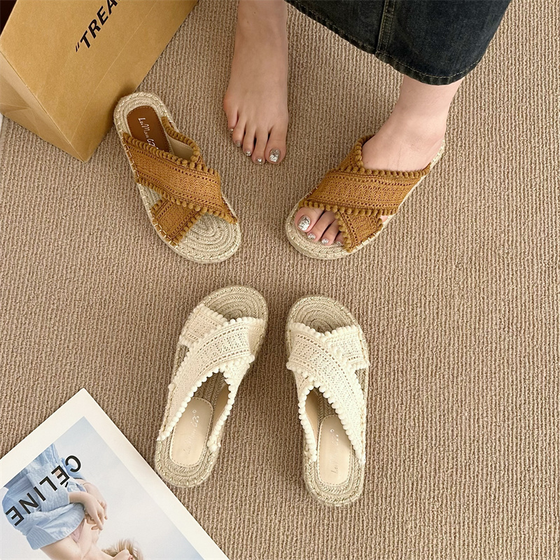 2026 Summer Korean Style Woven Fisherman Sandals for Women Cross Strap Thick Sole Beach Slippers